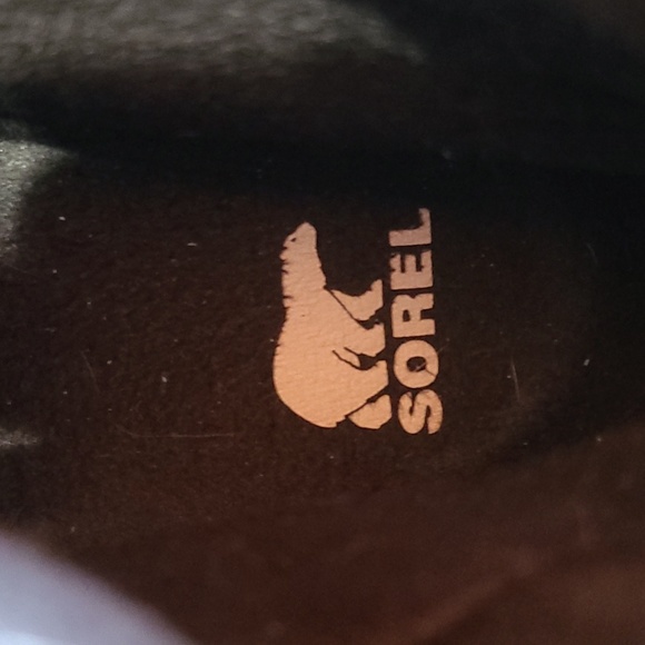 Sorel Women's black boots - Picture 10 of 16